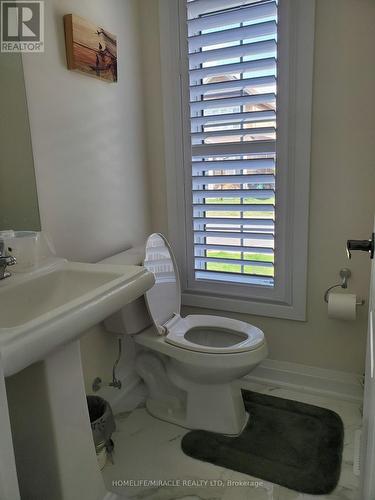 6 Taurus Road, Brampton, ON - Indoor Photo Showing Bathroom