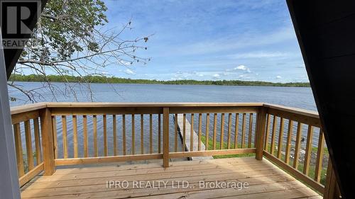 35 Hillcrest Avenue, Kawartha Lakes, ON - Outdoor With Body Of Water