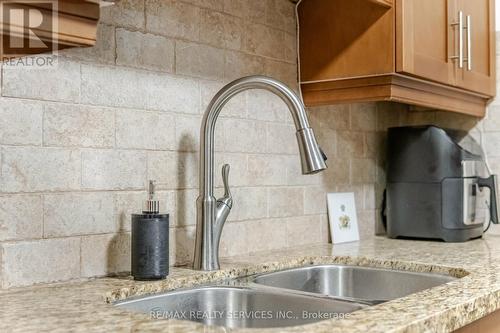 16 Montrose Place, Brampton, ON - Indoor Photo Showing Kitchen With Double Sink