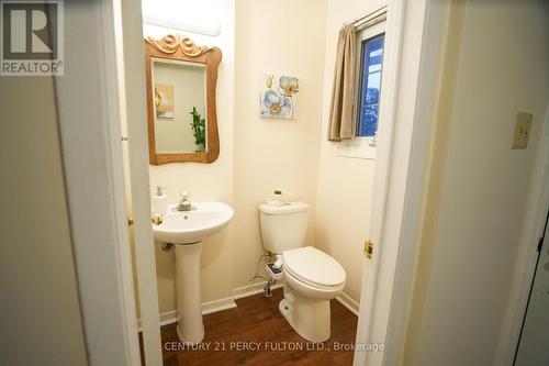 42 Chipstead Avenue, Brampton, ON - Indoor Photo Showing Bathroom