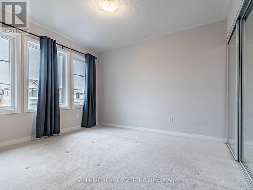 215 Provident Way, Hamilton, ON - Indoor Photo Showing Other Room