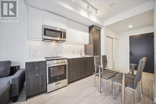 610 - 500 Dupont Street, Toronto, ON - Indoor