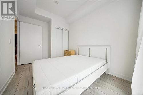 610 - 500 Dupont Street, Toronto, ON - Indoor Photo Showing Bedroom