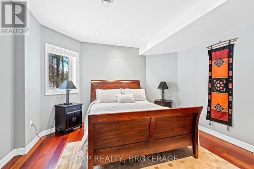 121 Bass Lane, South Frontenac, ON - Indoor Photo Showing Bedroom