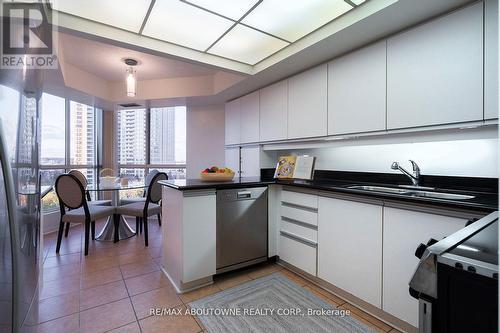 704 - 55 Kingsbridge Garden Circle, Mississauga, ON - Indoor Photo Showing Kitchen With Double Sink