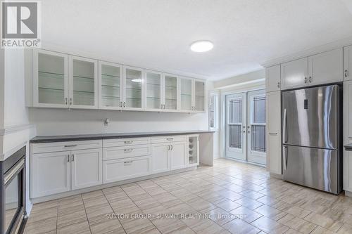 5144 Porter Street, Burlington, ON - Indoor Photo Showing Kitchen