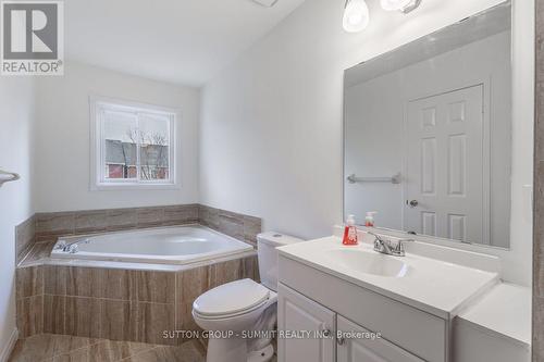 5144 Porter Street, Burlington, ON - Indoor Photo Showing Bathroom