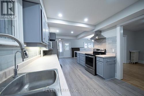 108 Colborne Street N, Norfolk, ON - Indoor Photo Showing Kitchen