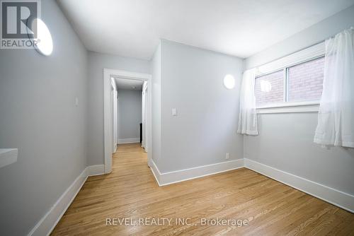 108 Colborne Street N, Norfolk, ON - Indoor Photo Showing Other Room