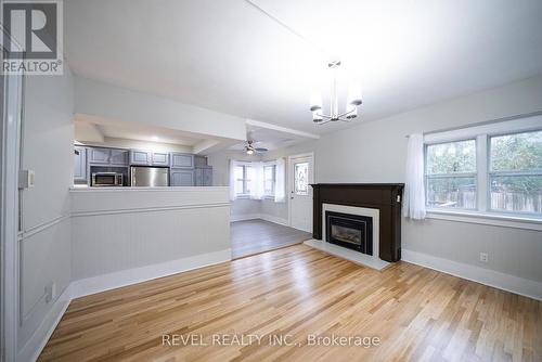 108 Colborne Street N, Norfolk, ON - Indoor Photo Showing Living Room With Fireplace