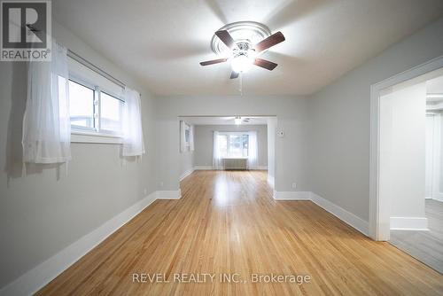 108 Colborne Street N, Norfolk, ON - Indoor Photo Showing Other Room