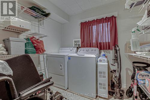 268 Wellington Street, St. Thomas, ON - Indoor Photo Showing Laundry Room