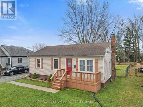 151 Catherine Street, Fort Erie (332 - Central), ON - Outdoor With Deck Patio Veranda