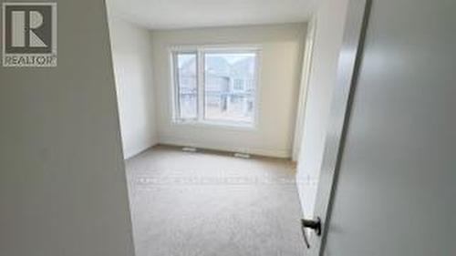 29 Spiers Road, Erin, ON - Indoor Photo Showing Other Room