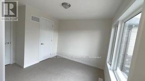 29 Spiers Road, Erin, ON - Indoor Photo Showing Other Room