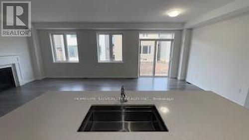 29 Spiers Road, Erin, ON - Indoor Photo Showing Kitchen With Double Sink