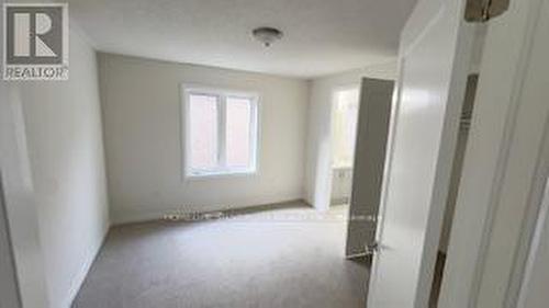 29 Spiers Road, Erin, ON - Indoor Photo Showing Other Room