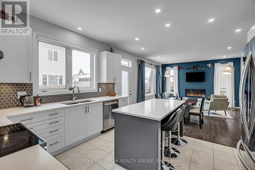 154 Aubrais Crescent, Ottawa, ON - Indoor Photo Showing Kitchen