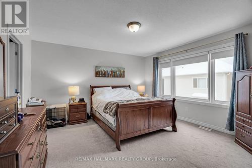 154 Aubrais Crescent, Ottawa, ON - Indoor Photo Showing Bedroom