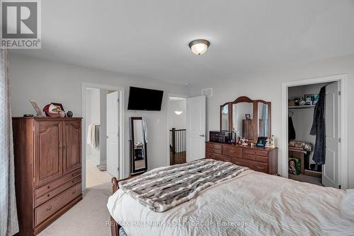 154 Aubrais Crescent, Ottawa, ON - Indoor Photo Showing Bedroom