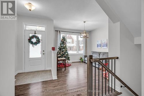 154 Aubrais Crescent, Ottawa, ON - Indoor Photo Showing Other Room