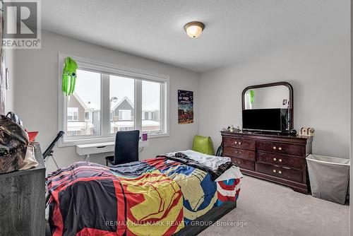 154 Aubrais Crescent, Ottawa, ON - Indoor Photo Showing Bedroom