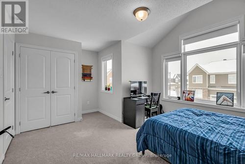 154 Aubrais Crescent, Ottawa, ON - Indoor Photo Showing Bedroom