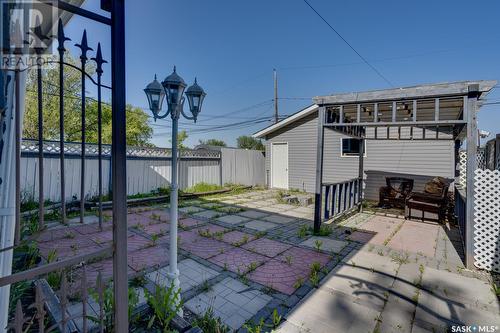 455 Froom Crescent, Regina, SK - Outdoor