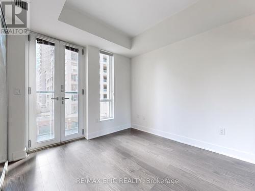 409 - 955 Bay Street, Toronto, ON - Indoor Photo Showing Other Room