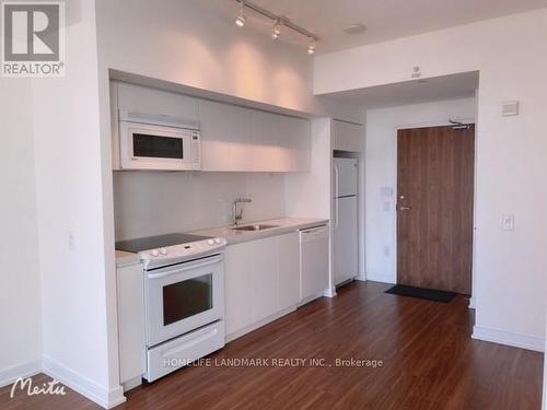 1911 - 75 Queens Wharf Road, Toronto, ON - Indoor Photo Showing Kitchen