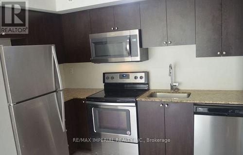 202 - 1070 Progress Avenue, Toronto, ON - Indoor Photo Showing Kitchen With Upgraded Kitchen