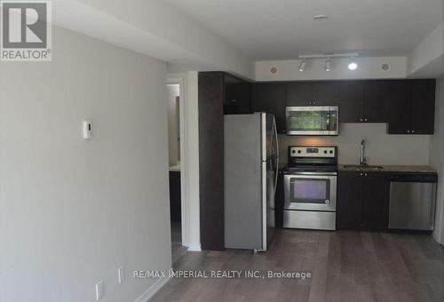 202 - 1070 Progress Avenue, Toronto, ON - Indoor Photo Showing Kitchen