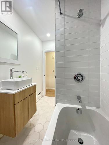 6 - 167 Thirteenth Street, Toronto, ON - Indoor Photo Showing Bathroom