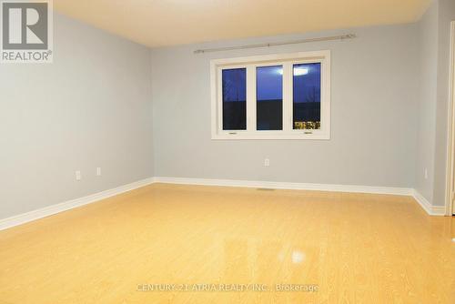 1093 Lamplight Way, Mississauga, ON - Indoor Photo Showing Other Room