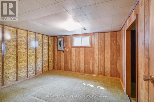 40 Forest Hill Crescent, Hamilton, ON - Indoor Photo Showing Other Room