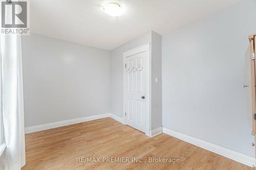 78 Bond Street, Cambridge, ON - Indoor Photo Showing Other Room