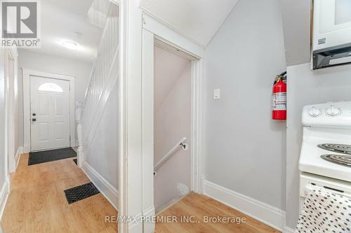 78 Bond Street, Cambridge, ON - Indoor Photo Showing Other Room