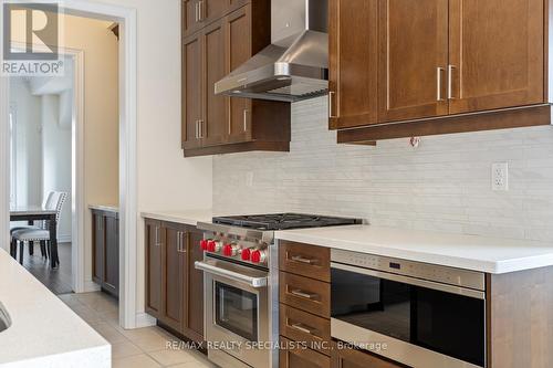 39 New Yorkton Avenue, Markham, ON - Indoor Photo Showing Kitchen