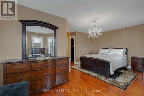 27 Coolspring Crescent, Caledon, ON - Indoor Photo Showing Bedroom