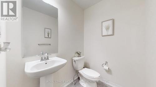 120 Huguenot Road, Oakville, ON - Indoor Photo Showing Bathroom