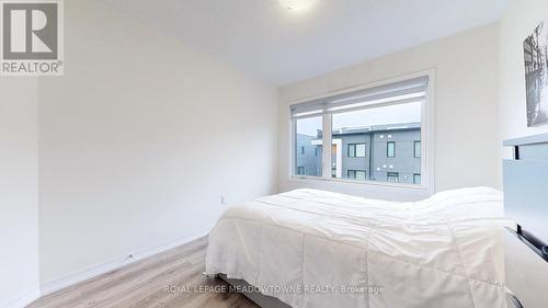 120 Huguenot Road, Oakville, ON - Indoor Photo Showing Bedroom