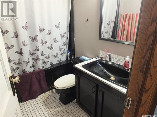 2856 Albert Street, Regina, SK - Indoor Photo Showing Bathroom