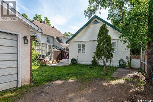 2856 Albert Street, Regina, SK - Outdoor