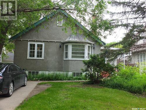 2856 Albert Street, Regina, SK - Outdoor