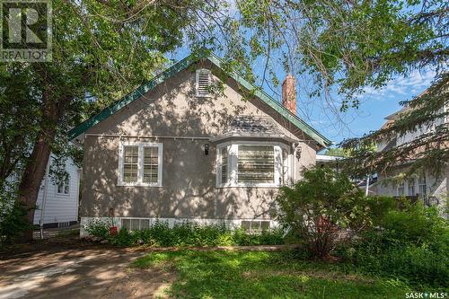 2856 Albert Street, Regina, SK - Outdoor