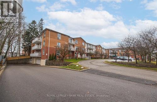 114 - 95 Wellington Street, Clarington (Bowmanville), ON - Outdoor With Facade