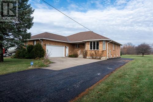 2064 London Line, Sarnia, ON - Outdoor