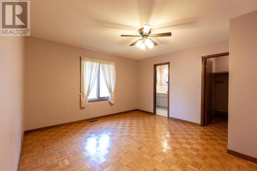 2064 London Line, Sarnia, ON - Indoor Photo Showing Other Room