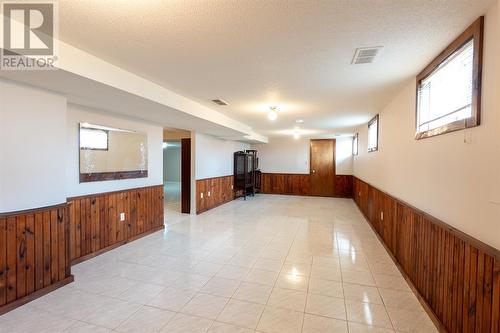 2064 London Line, Sarnia, ON - Indoor Photo Showing Other Room