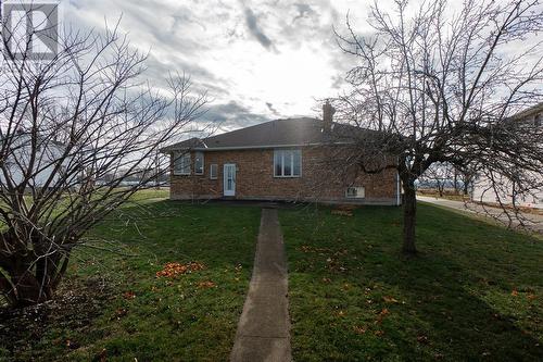 2064 London Line, Sarnia, ON - Outdoor